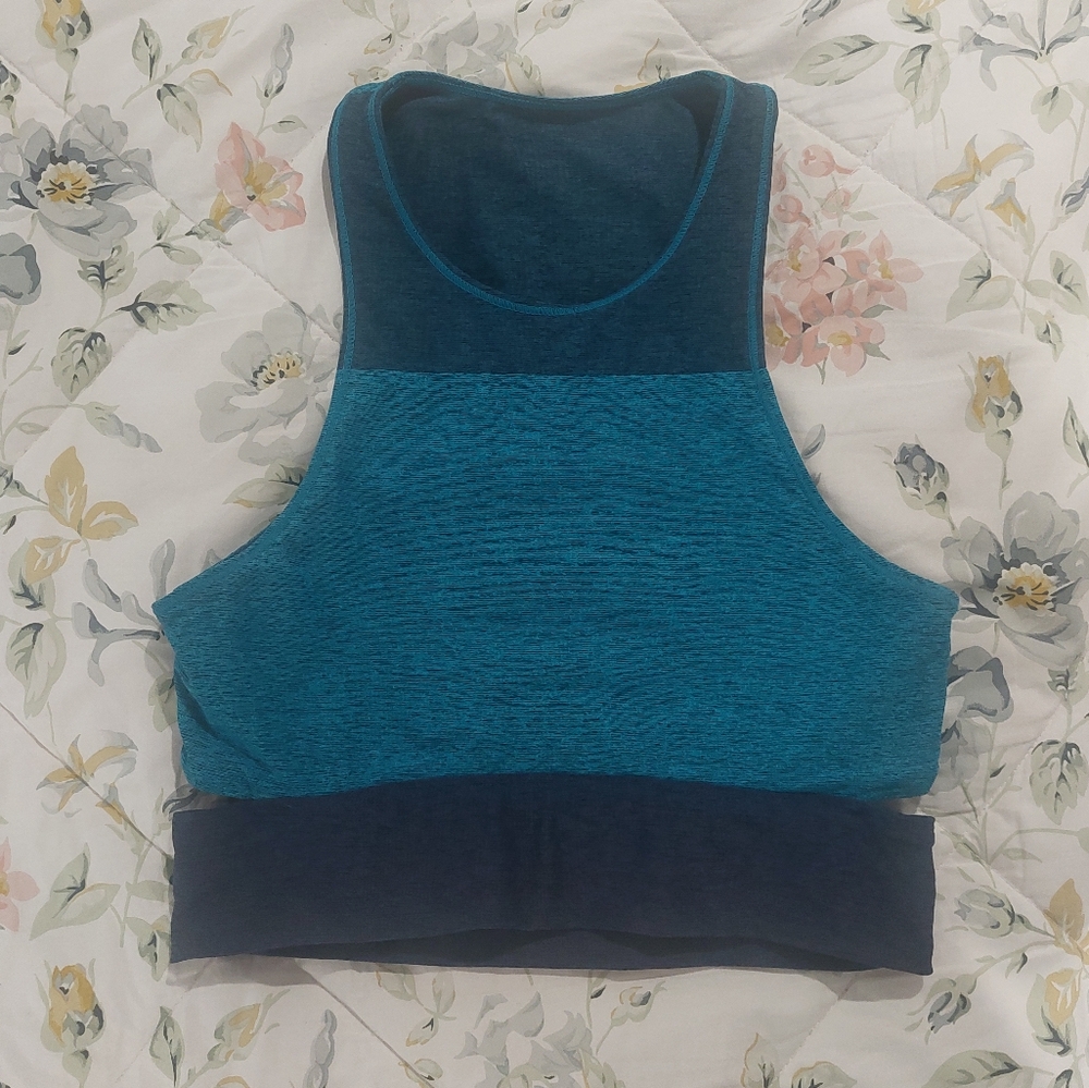 Outdoor Voices Tri-tone Slashback Crop Top Spots Bra